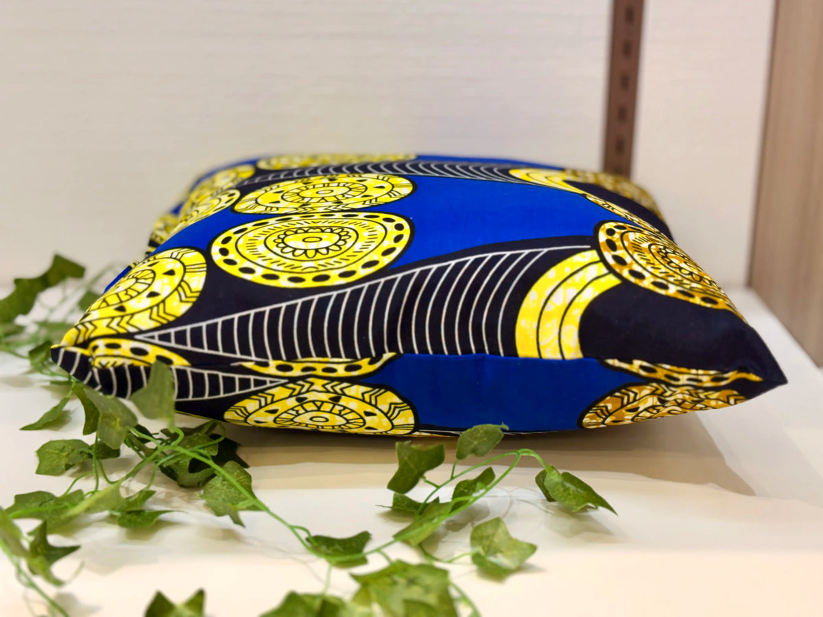アフリカ布 アンカラ クッションカバー ブルー 45×45cm｜中材クッション付き