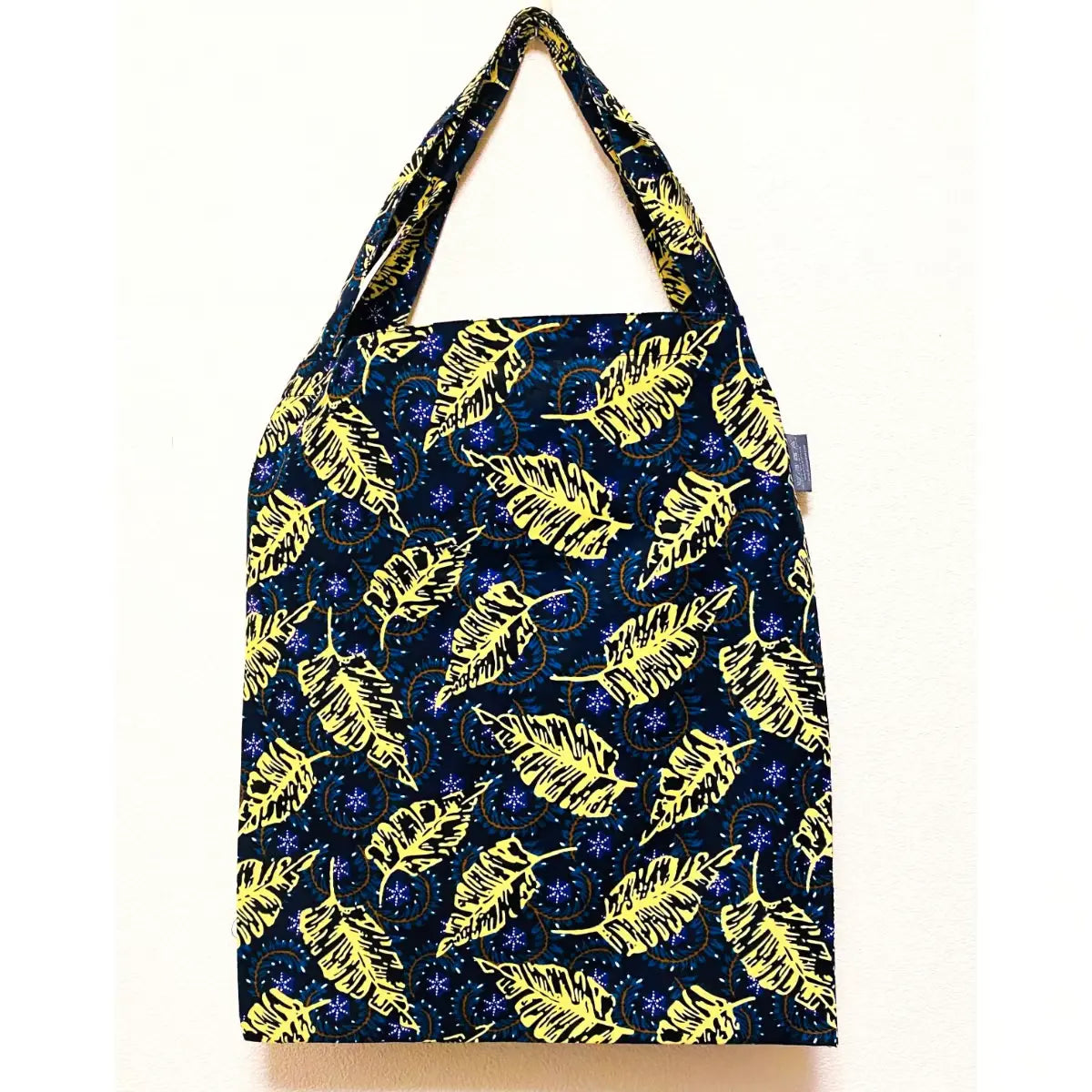 ダブルショッパー Navy yellow leaves